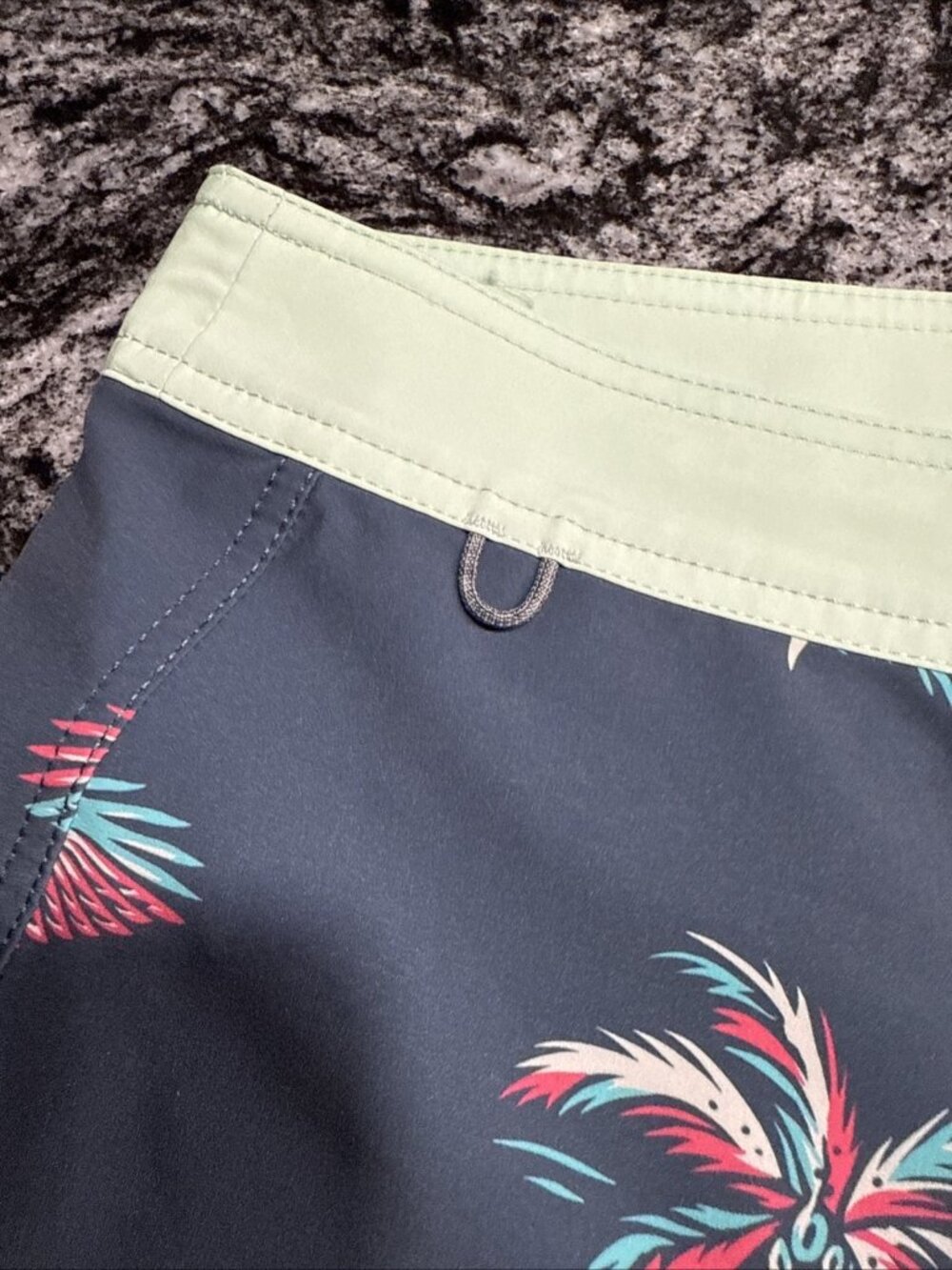 Roark Passage 19” Mariner Boardshorts Navy Mens Size 32 NWT RB360